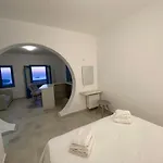 Σπίτι διακοπών Ena Santorini