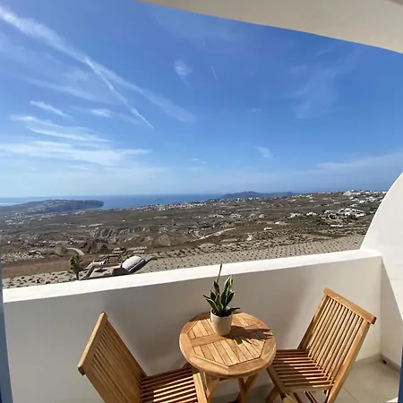 Ena Santorini * Pýrgos