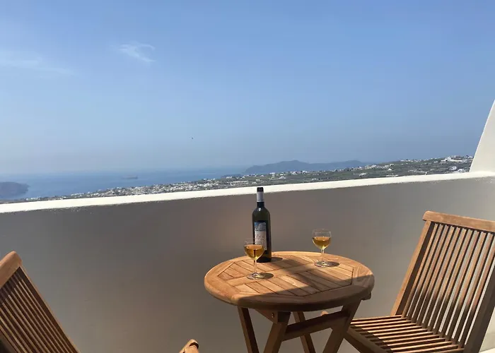 Semesterbostad Ena Santorini *