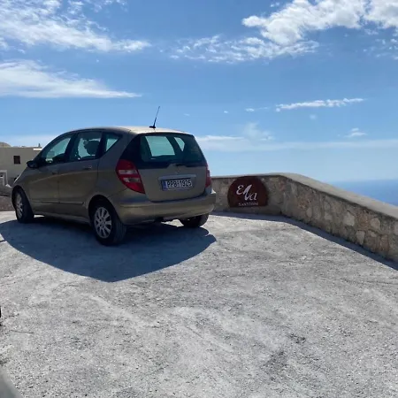 Ena Santorini * Pýrgos