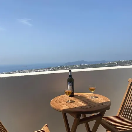 Casa de Férias Ena Santorini *