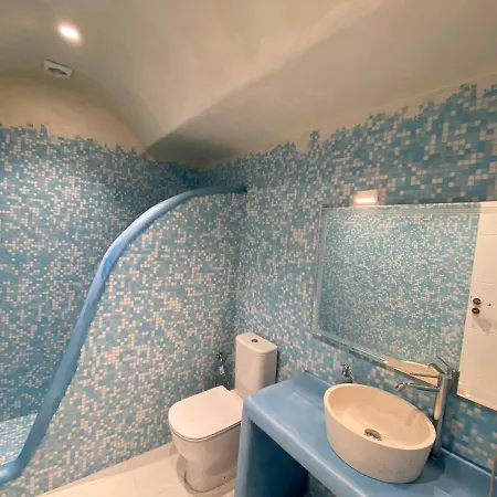 بيت للعطل Ena Santorini *